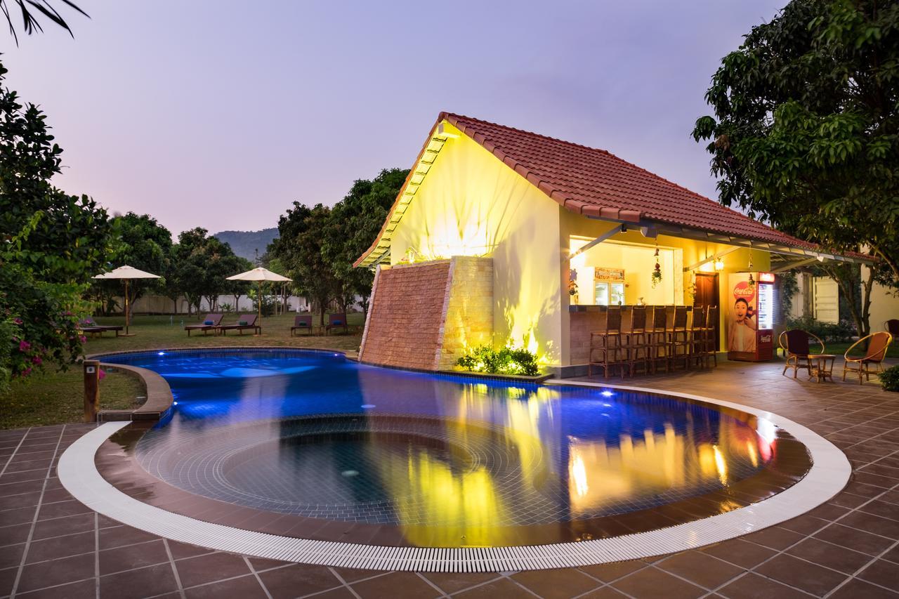 Bougainvillea Resort Kep Exterior photo