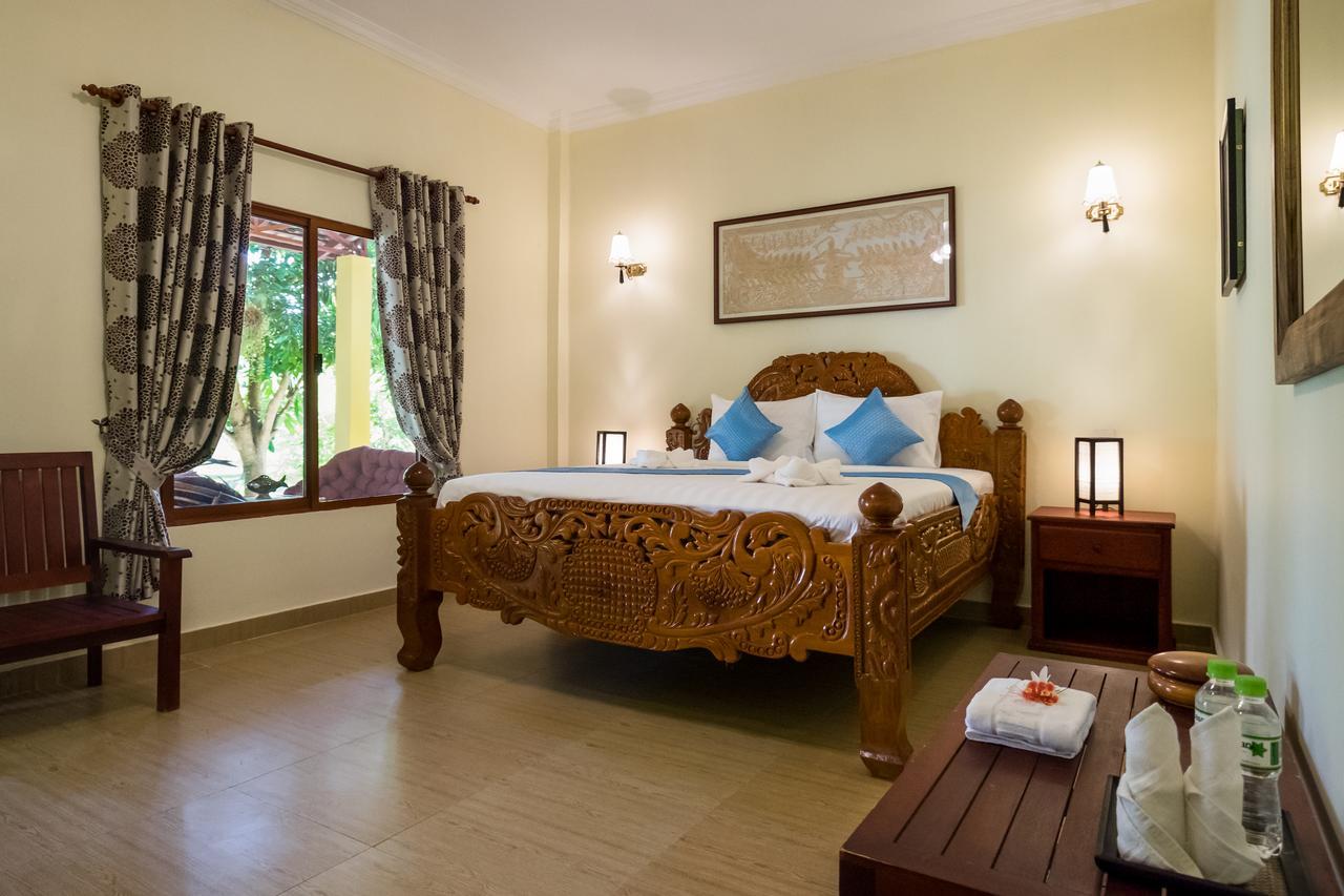 Bougainvillea Resort Kep Exterior photo